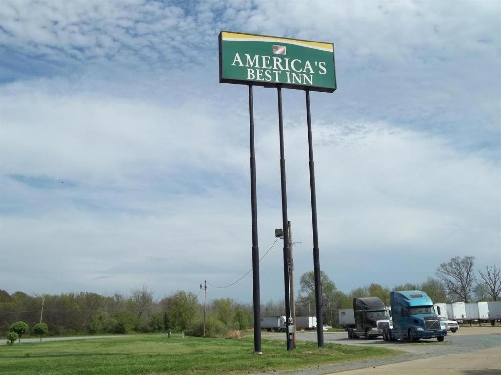 America'S Best Inn - Brinkley Экстерьер фото